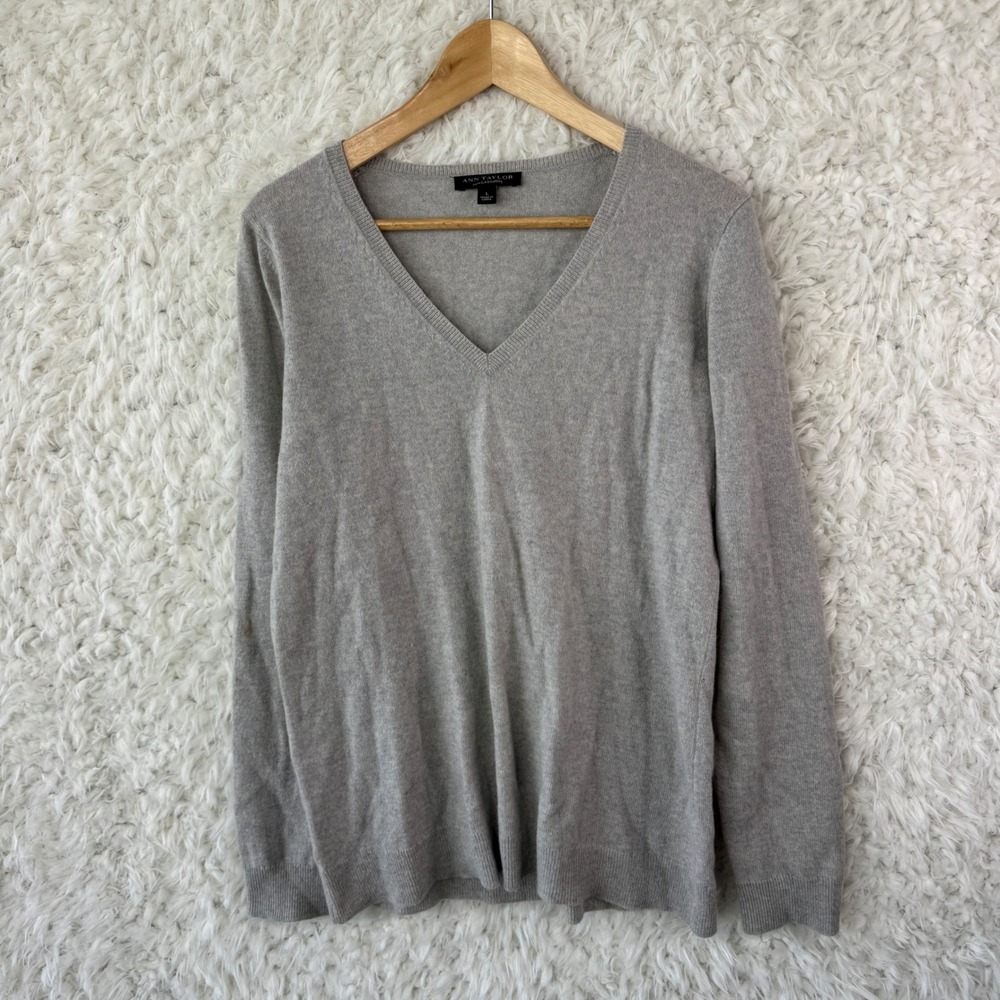Ann Taylor Womens Gray 100% Cashmere V-Neck Long Sleeve Sweater Size L Neutral